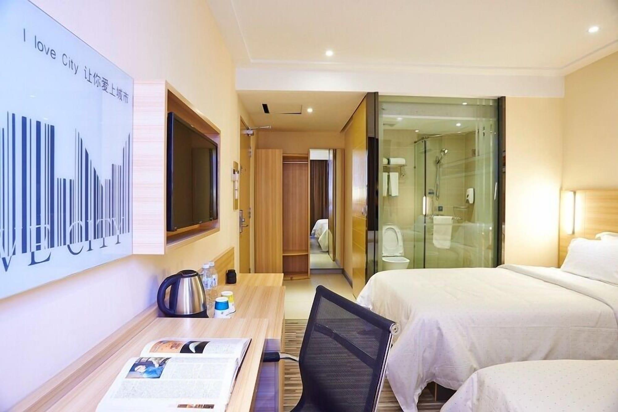 Hotel Comfort Center 3*